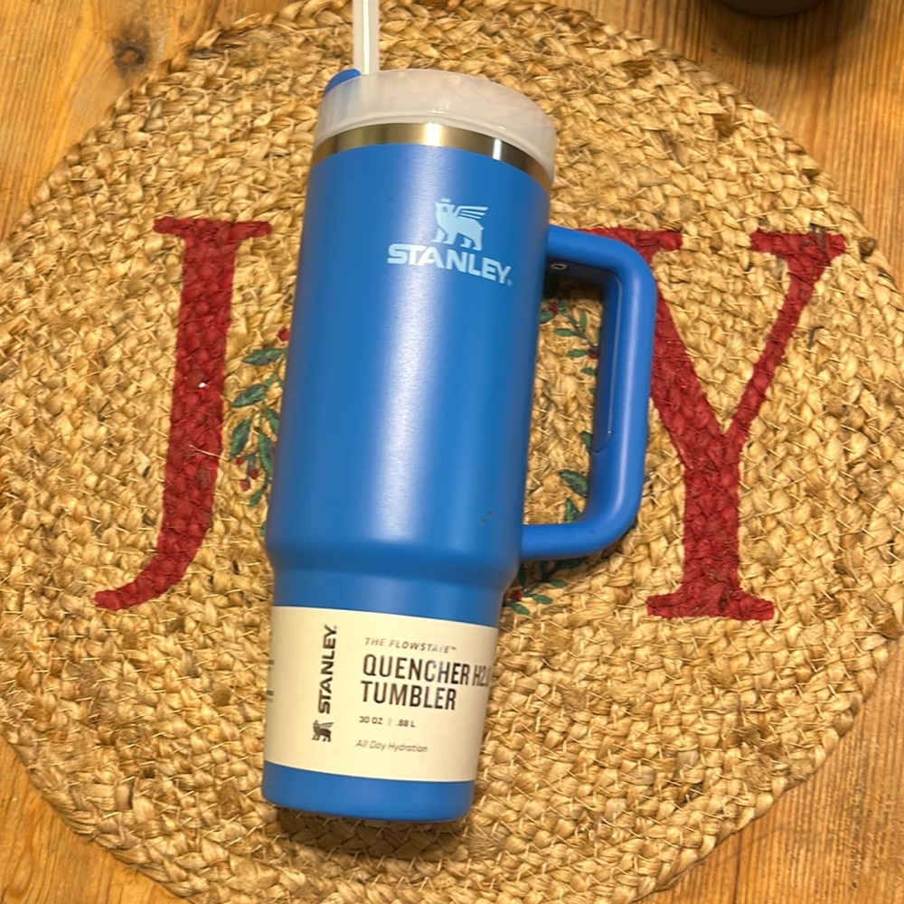 New Stanley 30oz